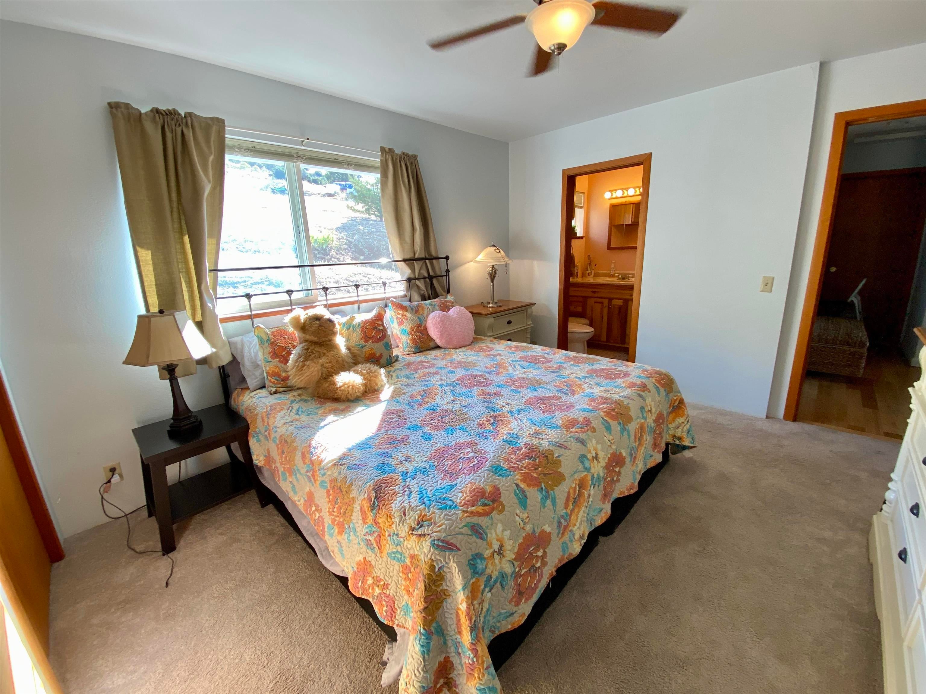 15038 Salmon Road Hornbrook, CA 96044 - Photo 13 of 16 Gallery Image 13