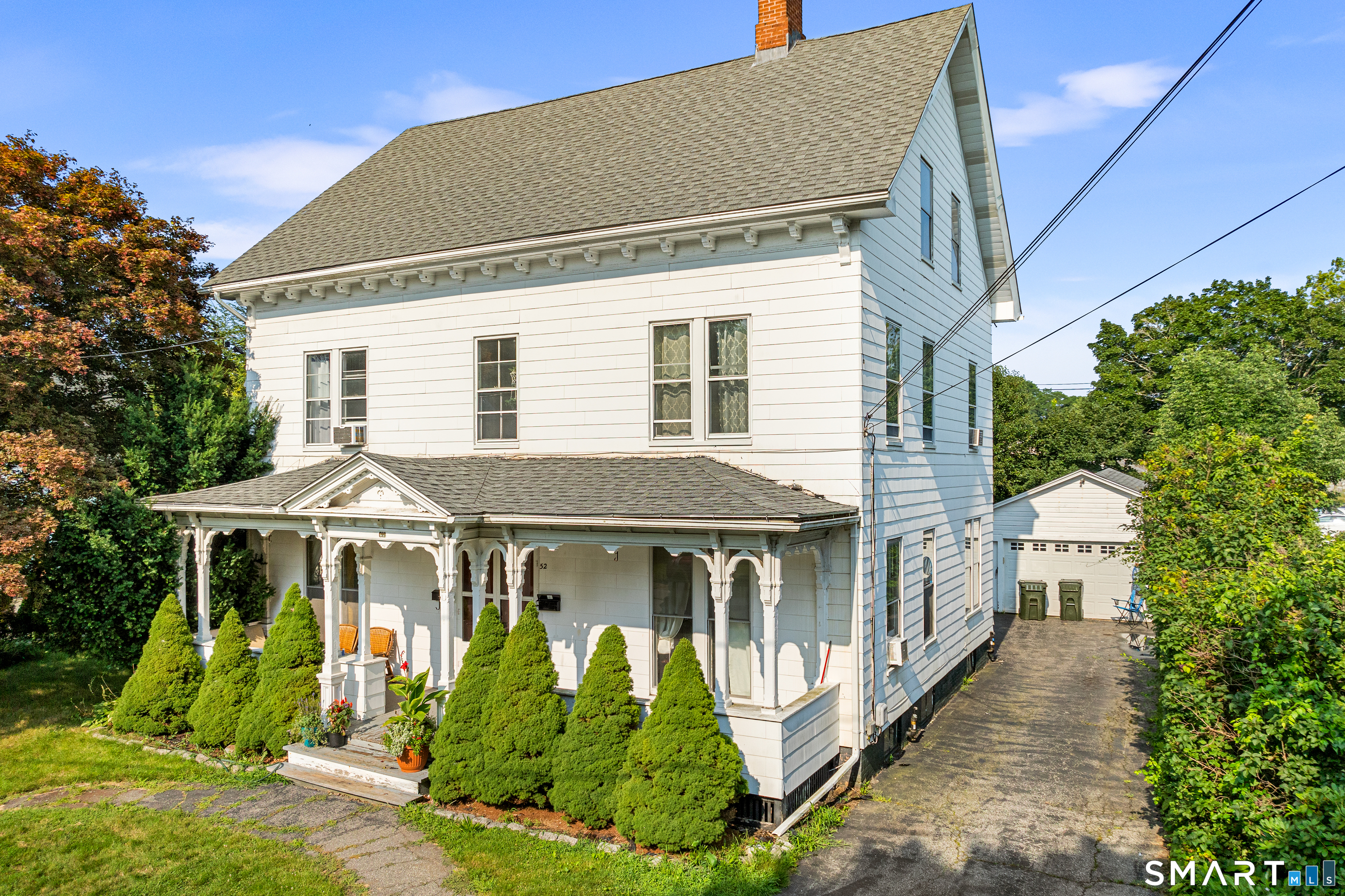 52 Oneco Street Norwich, CT 06360 - Photo 2 of 14