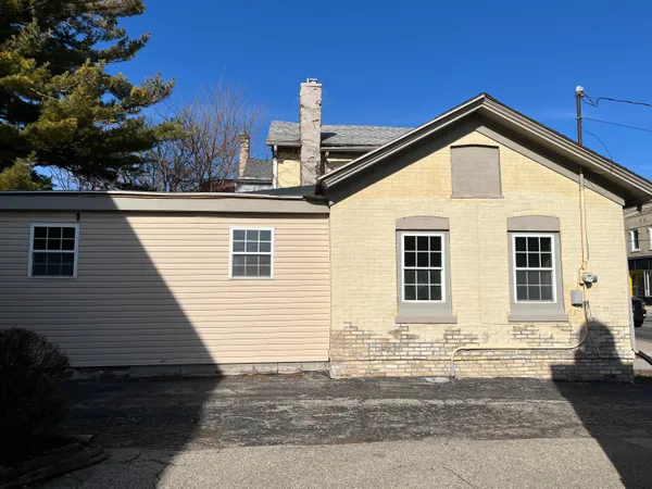 $99,900 | 212 North 4th Street, Watertown, WI 53094