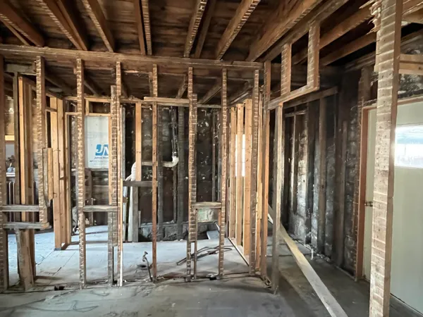 $99,900 | 212 North 4th Street, Watertown, WI 53094