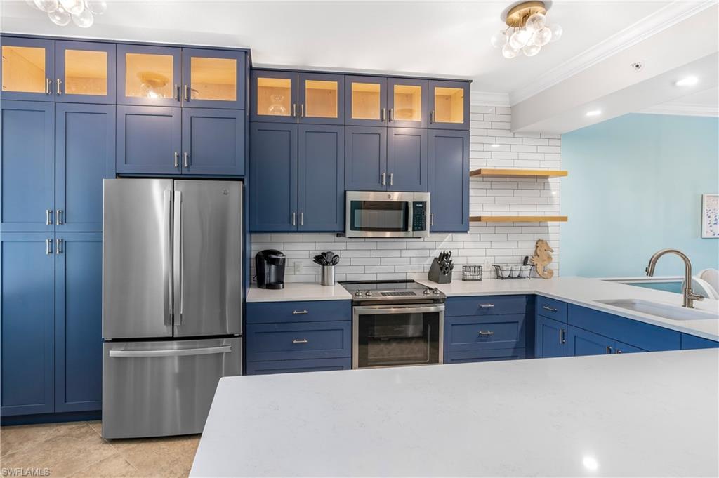 9727 Acqua Court, Unit 434 Naples, FL 34113 - Photo 2 of 30
