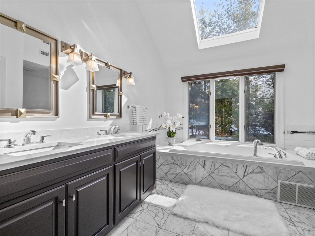 10 Livingston Road Wellesley, MA 02482 - Photo 20 of 36