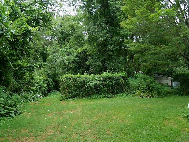 33 Cross Street Westerly, RI 02891 - Photo 24 of 25 Yard/Garden.