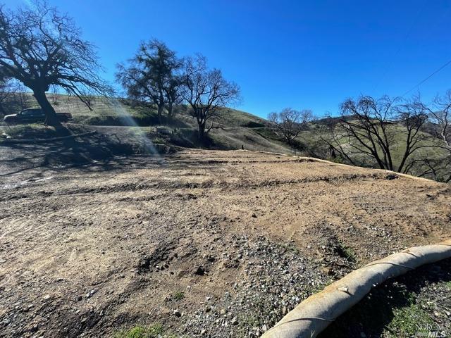 2000 Los Alamos Road Santa Rosa, CA 95409 - Photo 16 of 25 a view of a dry yard with trees