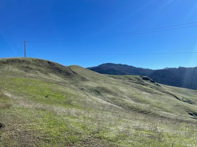 2000 Los Alamos Road Santa Rosa, CA 95409 - Photo 8 of 25 a view of a mountain with sunset in background