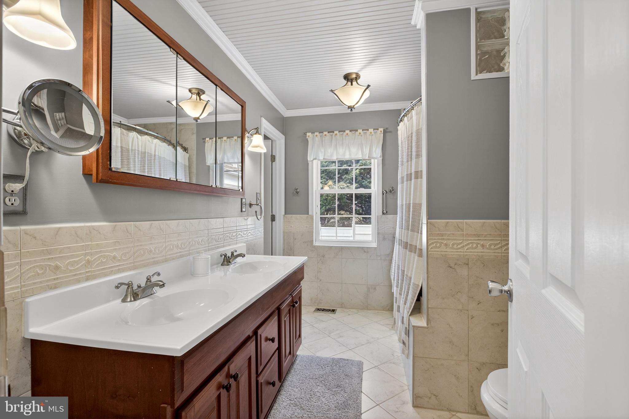 7 Cynthia Court Elkton, MD 21921 - Photo 31 of 56 Primary Bath Suite