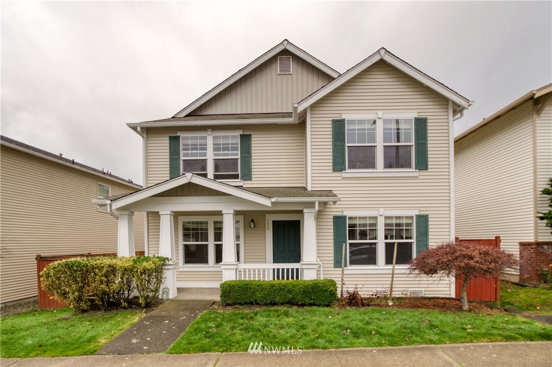 223 Ferndale Avenue Northeast Renton, WA 98056 - Photo 1 of 36 Gallery Image 1