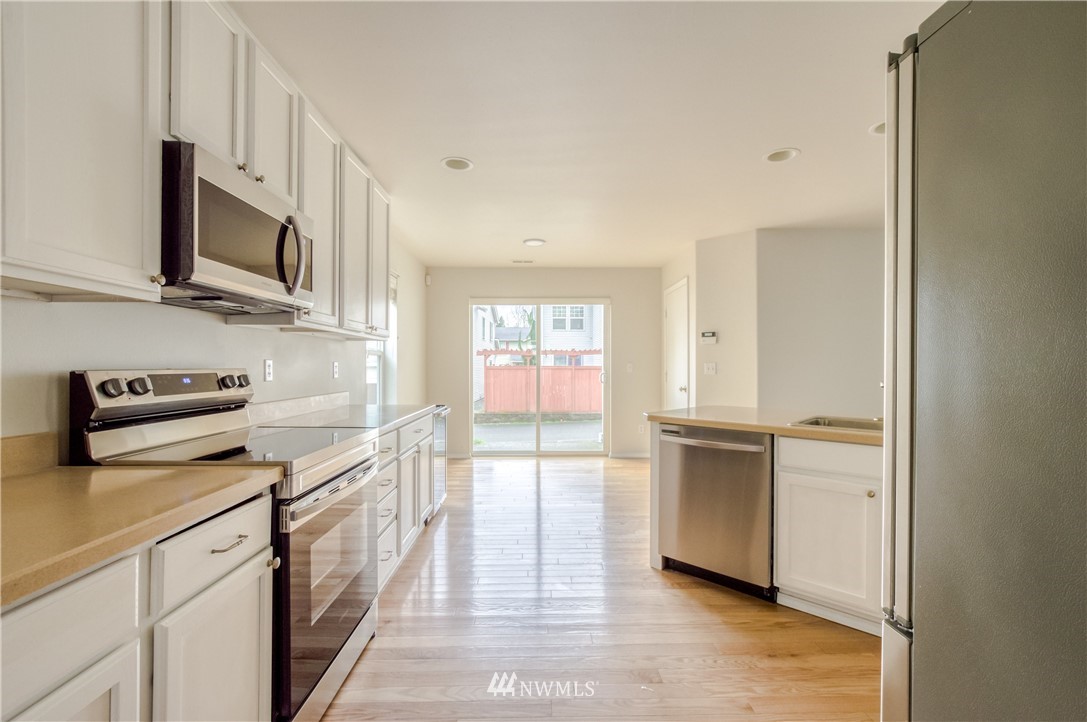 223 Ferndale Avenue Northeast Renton, WA 98056 - Photo 19 of 36 Gallery Image 19