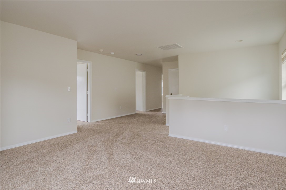 223 Ferndale Avenue Northeast Renton, WA 98056 - Photo 24 of 36 Gallery Image 24