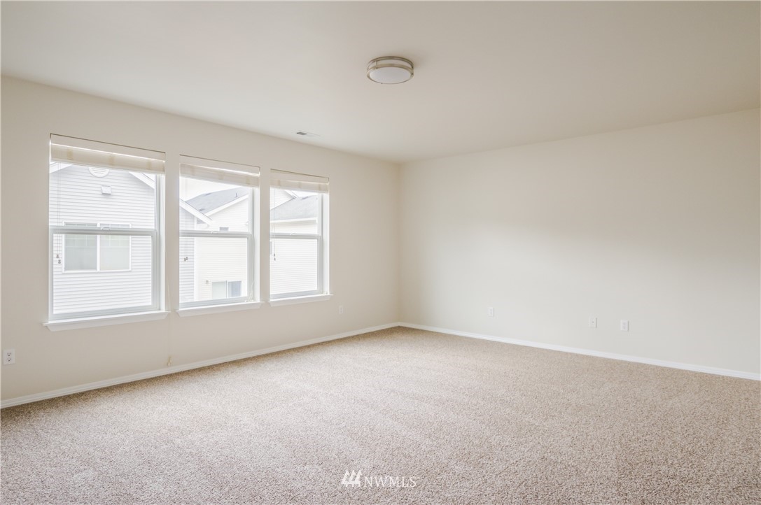 223 Ferndale Avenue Northeast Renton, WA 98056 - Photo 25 of 36 Gallery Image 25