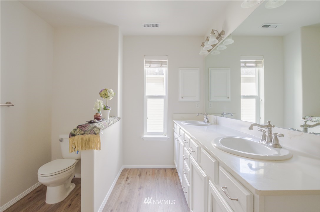 223 Ferndale Avenue Northeast Renton, WA 98056 - Photo 29 of 36 Gallery Image 29