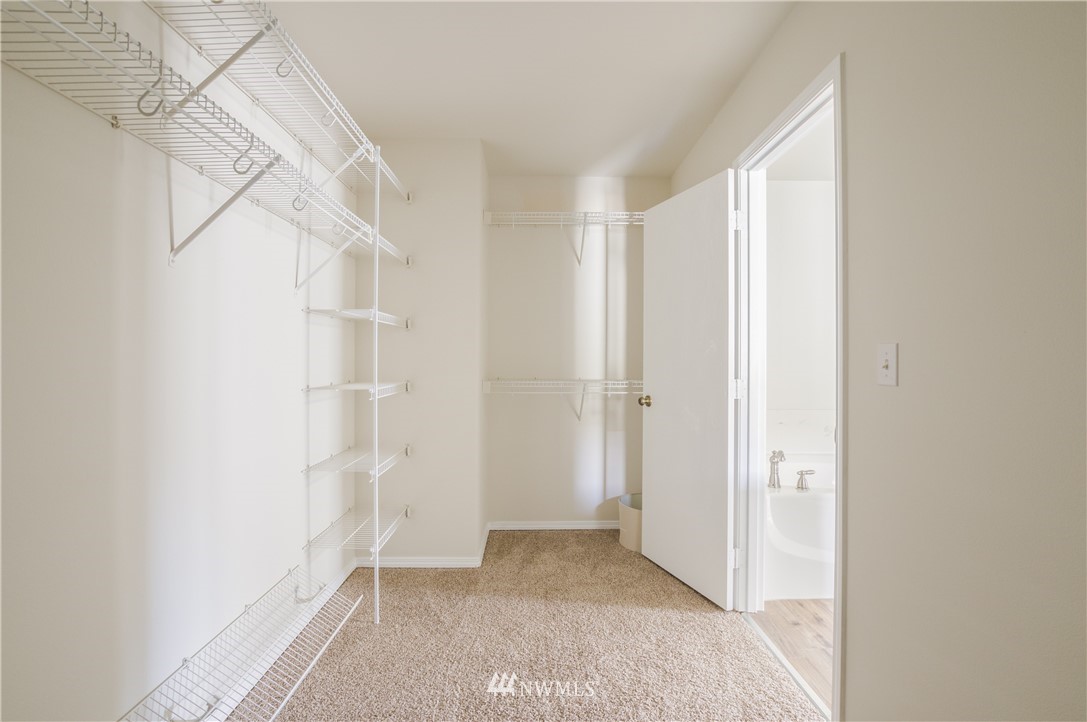 223 Ferndale Avenue Northeast Renton, WA 98056 - Photo 31 of 36 Gallery Image 31