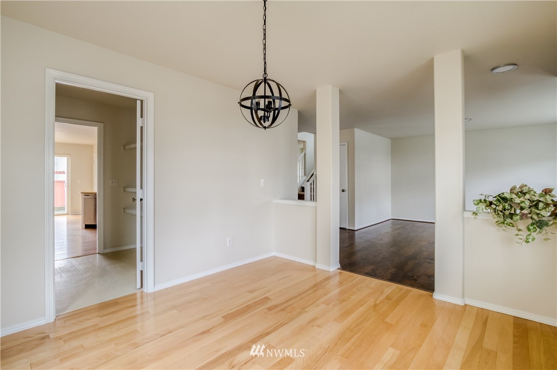 223 Ferndale Avenue Northeast Renton, WA 98056 - Photo 8 of 36 Gallery Image 8