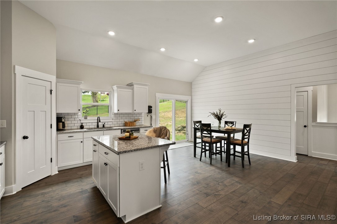 3612 Sunset Ridge Court Floyds Knobs, IN 47119 - Photo 15 of 60