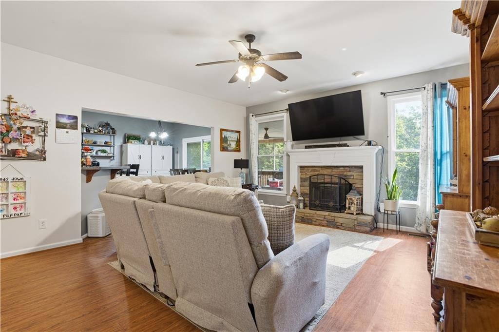 12 Laurel Way White, GA 30184 - Photo 5 of 47