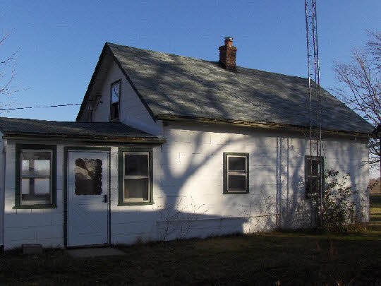 1832 Gleasman Road Rockford, IL 61103 - Photo 2 of 4 a front view of a house with a yard