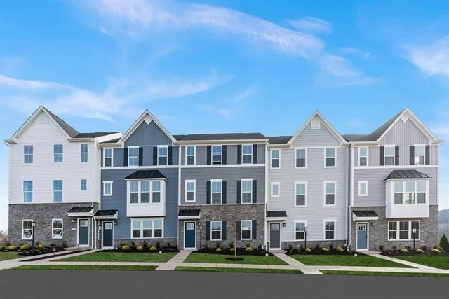 $359,090 | 1184 Olivia Drive, Oakdale, PA 15071