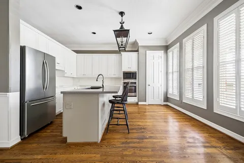 $595,000 | 6022 Burgoyne Road, Houston, TX 77057