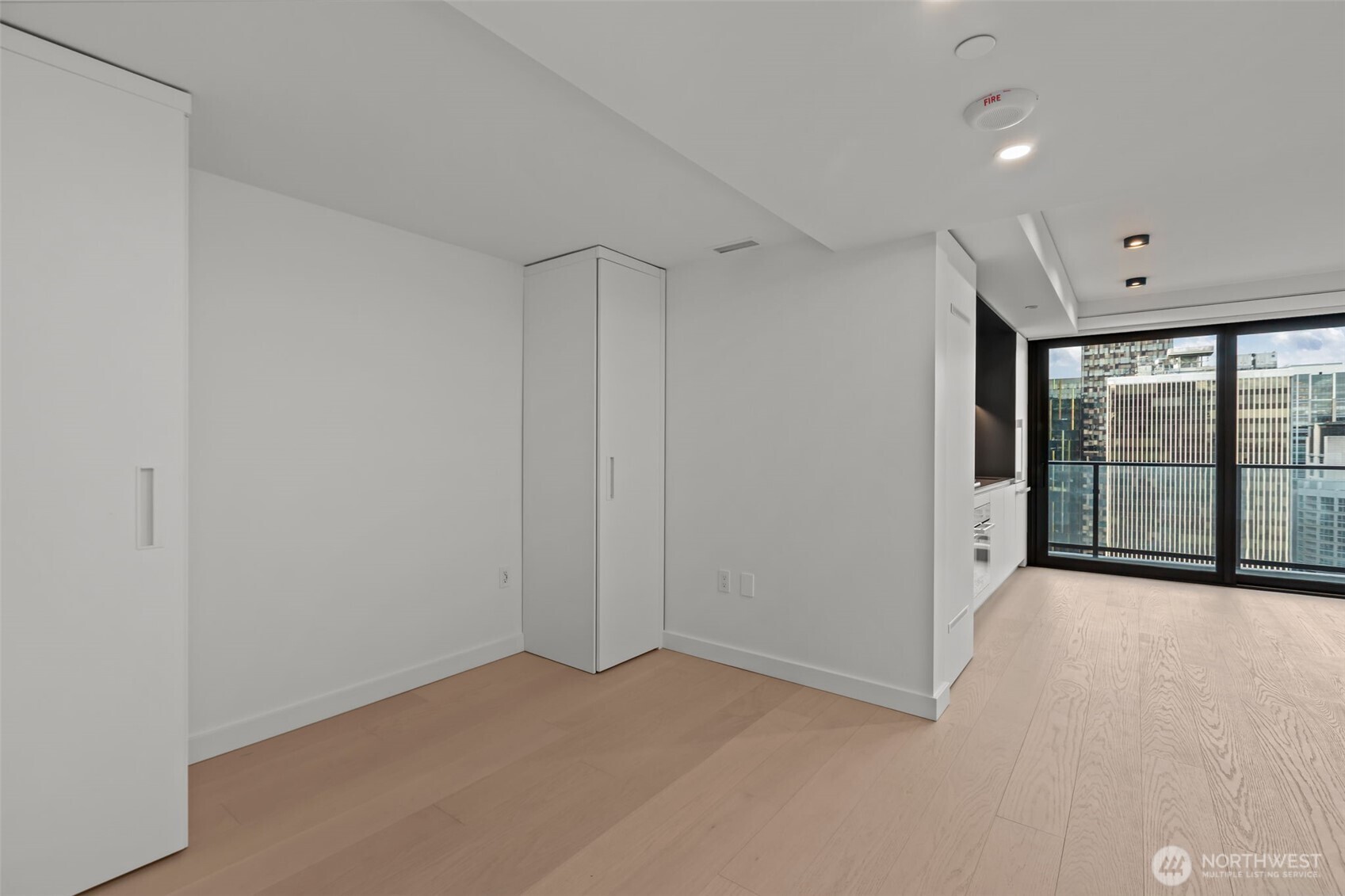 300 Virginia Street, Unit 3103 Seattle, WA 98101 - Photo 8 of 40