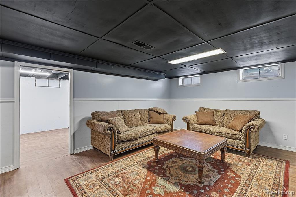 2160 Phillips Road Auburn Hills, MI 48326 - Photo 24 of 48