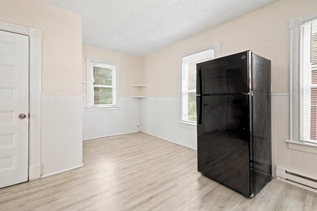 51-53 Leyfred Terrace Springfield, MA 01108 - Photo 28 of 38