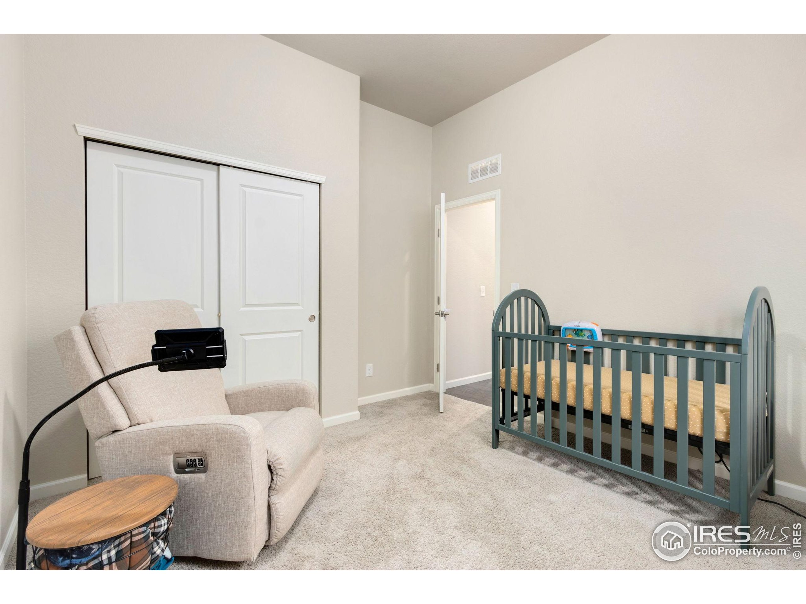 719 Wagon Bend Road Berthoud, CO 80513 - Photo 21 of 40 a living room with furniture