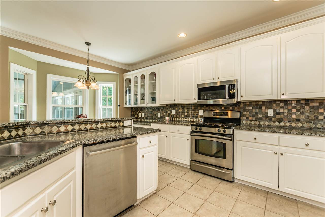 328 Jamison Drive Raleigh, NC 27610 - Photo 9 of 25 Kitchen