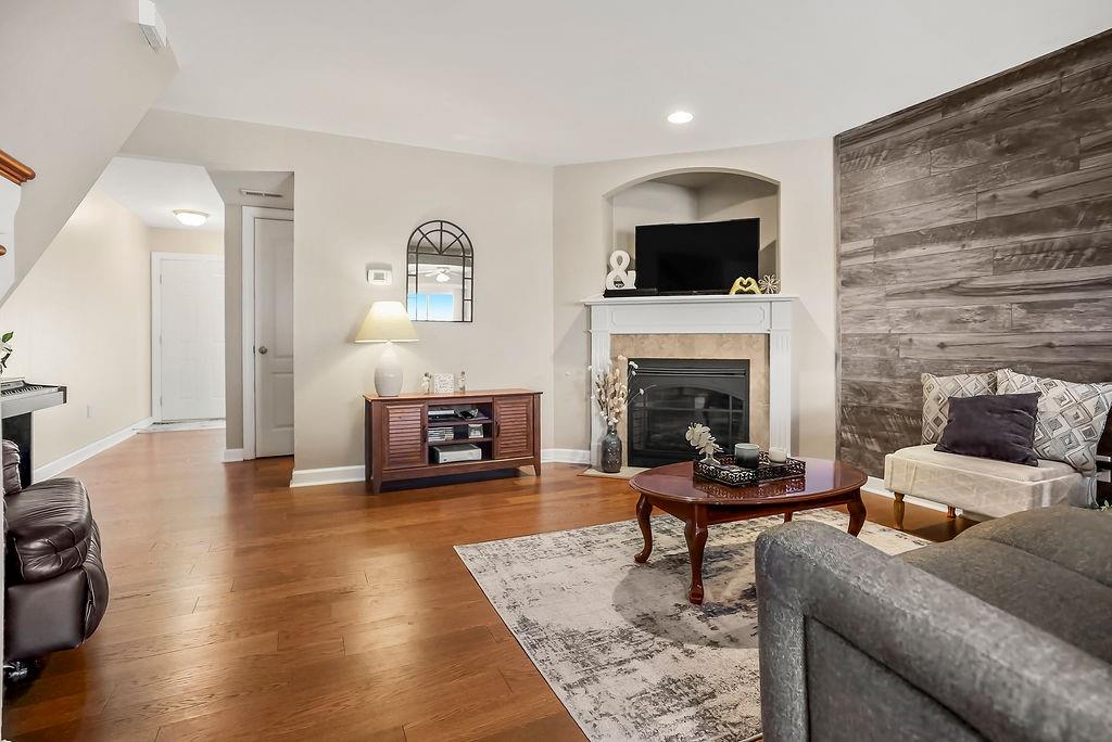 21009 Millridge Street Spring Hill, KS 66083 - Photo 3 of 27