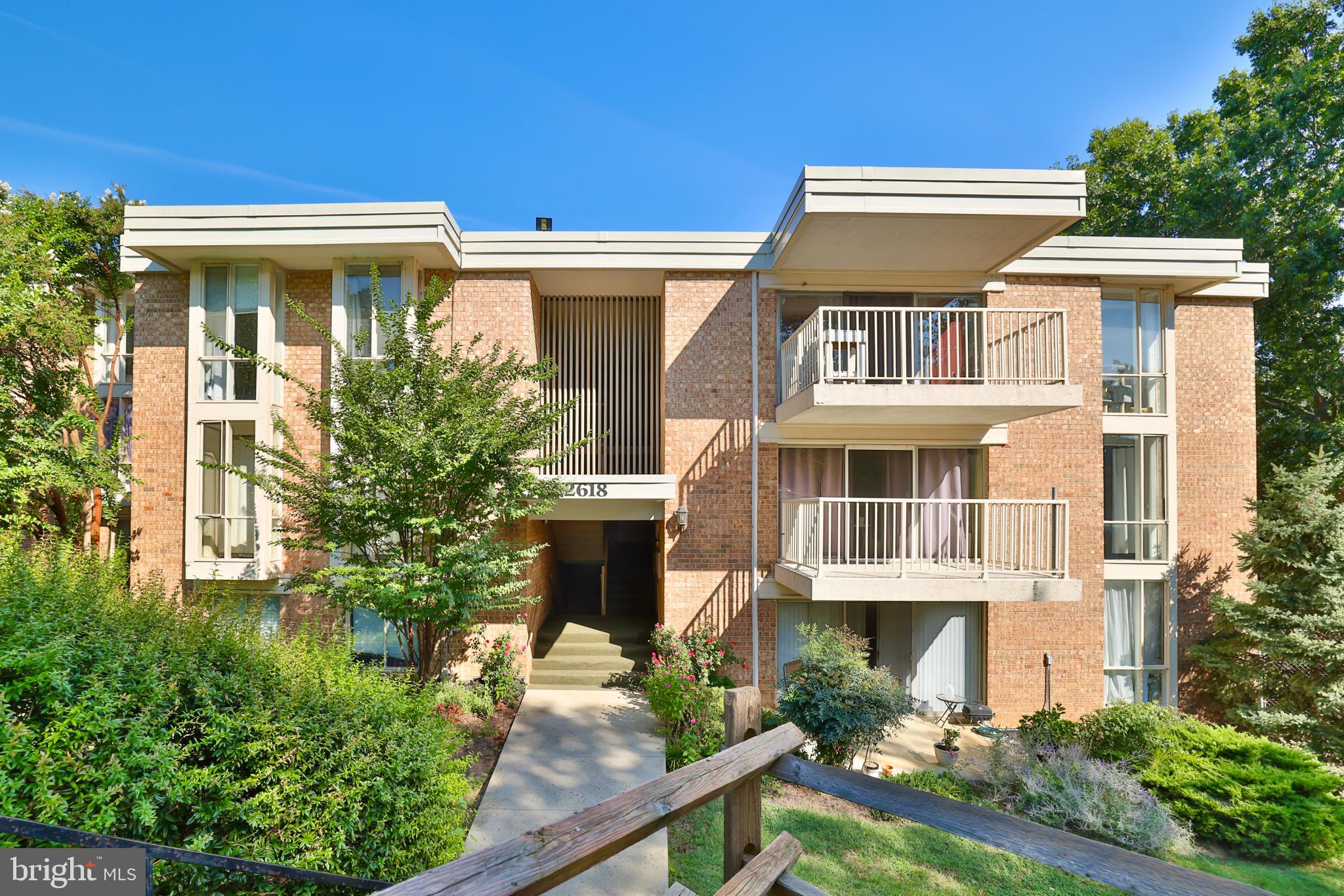2618 Fort Farnsworth Road, Unit 232 Alexandria, VA 22303 - Photo 1 of 21 Gallery Image 1