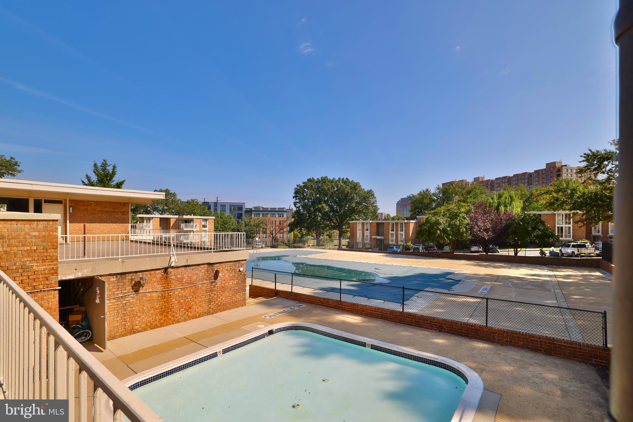 2618 Fort Farnsworth Road, Unit 232 Alexandria, VA 22303 - Photo 21 of 21 Swimming Pool