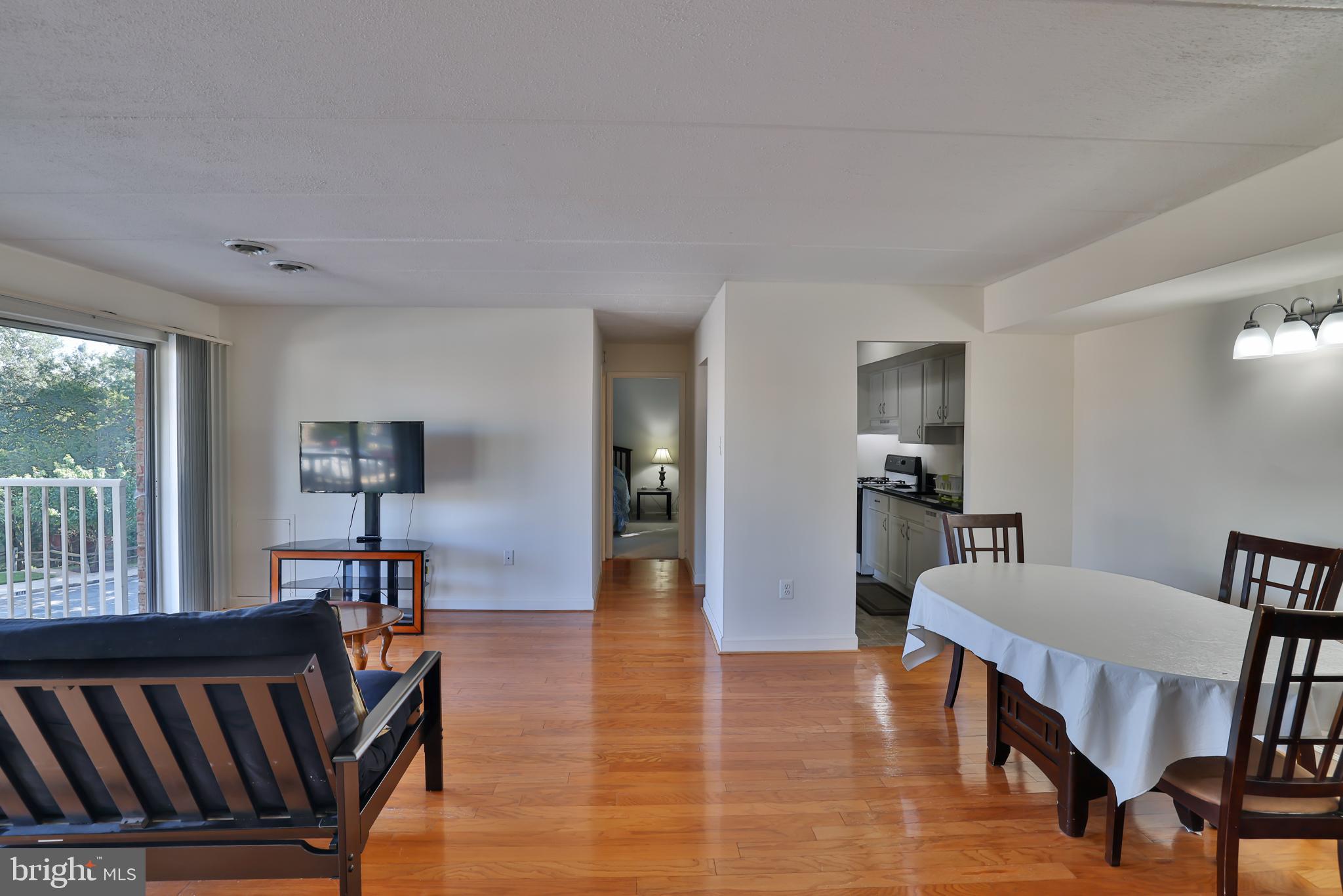 2618 Fort Farnsworth Road, Unit 232 Alexandria, VA 22303 - Photo 3 of 21 Spacious living area