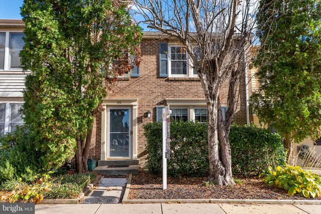 $525,000 | 210 Whitcliff Court, Gaithersburg, MD 20878