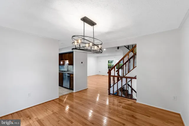 $525,000 | 210 Whitcliff Court, Gaithersburg, MD 20878