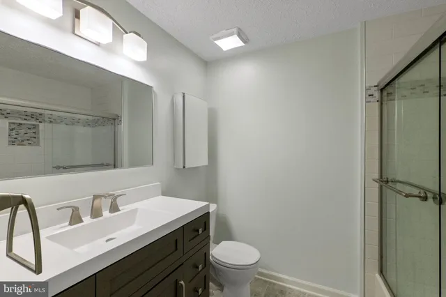 $525,000 | 210 Whitcliff Court, Gaithersburg, MD 20878