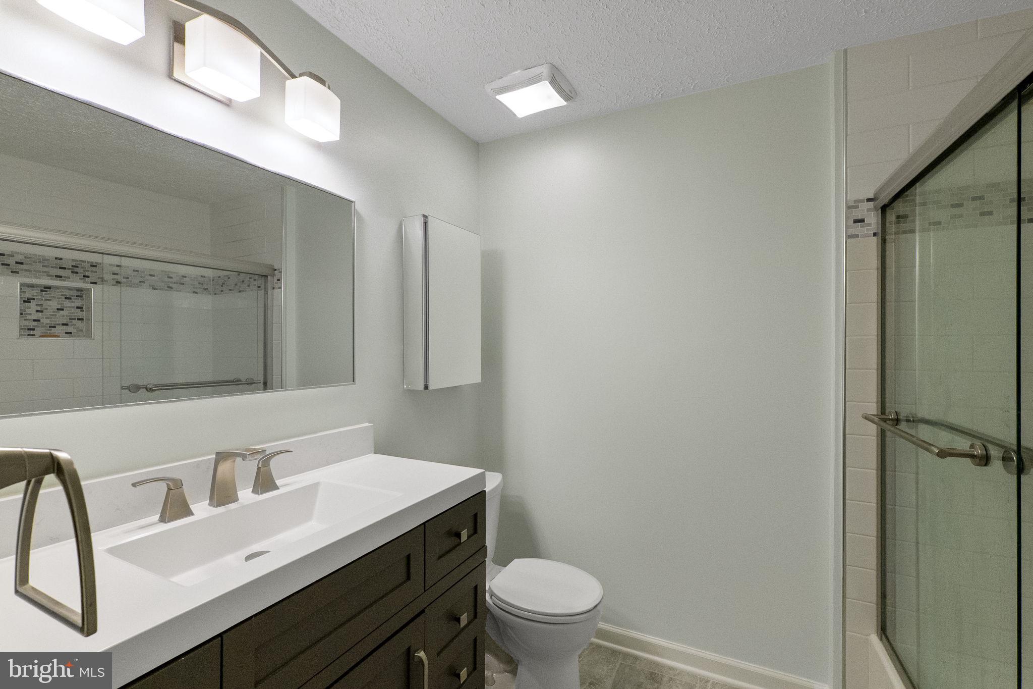 210 Whitcliff Court Gaithersburg, MD 20878 - Photo 25 of 33 Full bath