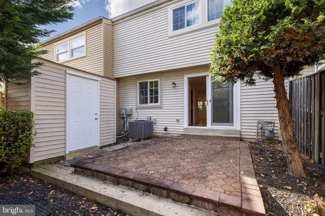 $525,000 | 210 Whitcliff Court, Gaithersburg, MD 20878