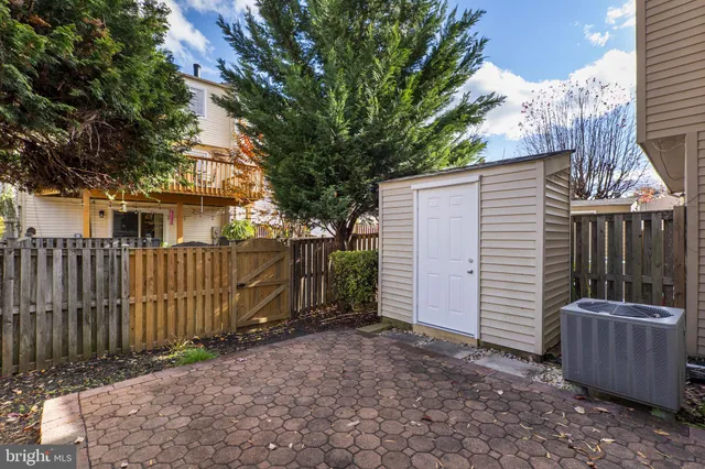 $525,000 | 210 Whitcliff Court, Gaithersburg, MD 20878