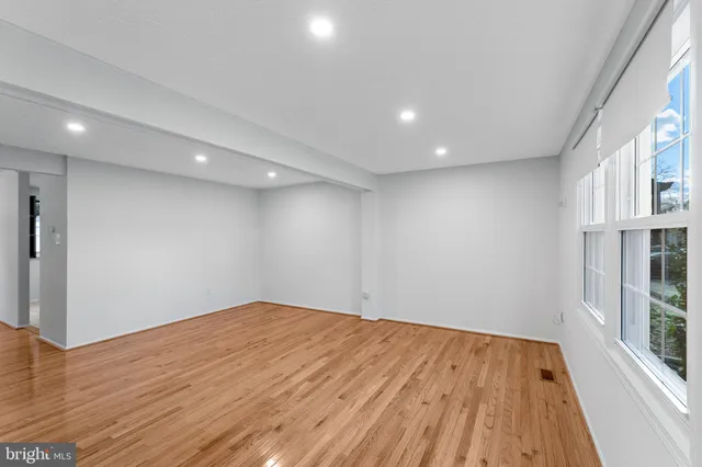 $525,000 | 210 Whitcliff Court, Gaithersburg, MD 20878