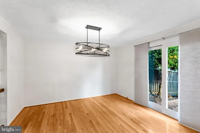 $525,000 | 210 Whitcliff Court, Gaithersburg, MD 20878