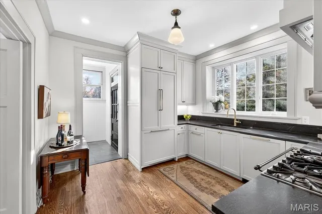 $549,900 | 7022 Washington Avenue, University City, MO 63130