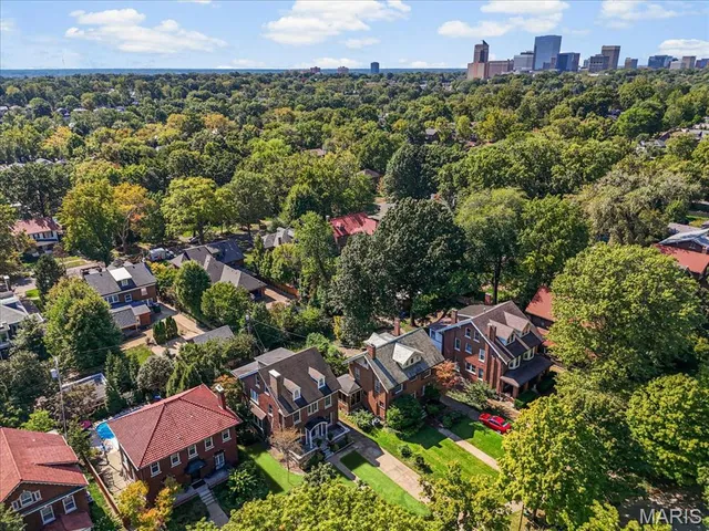 $549,900 | 7022 Washington Avenue, University City, MO 63130