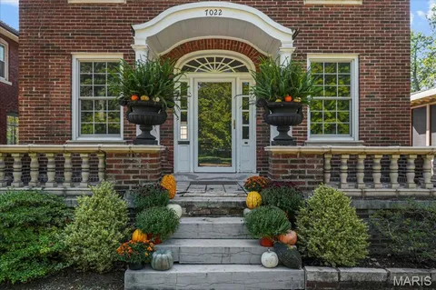 $549,900 | 7022 Washington Avenue, University City, MO 63130