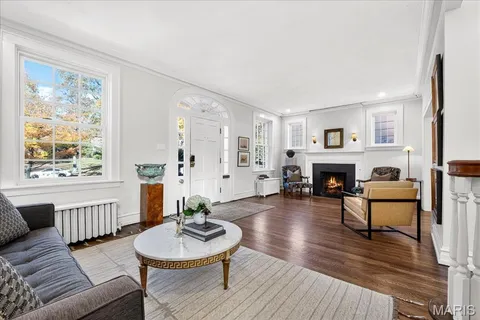 $549,900 | 7022 Washington Avenue, University City, MO 63130