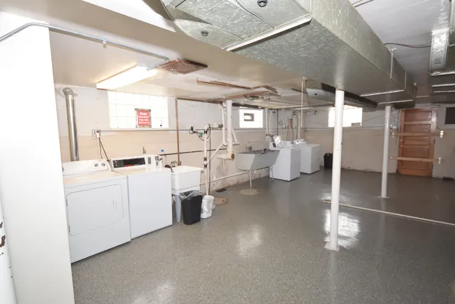 $1,550 | 5551 South Mason Avenue, Unit 1, Chicago, IL 60638