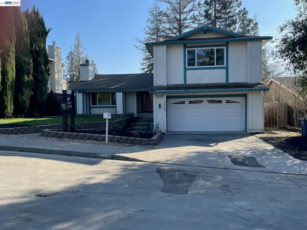 $875,000 | 1524 Ridgewood Drive, Martinez, CA 94553