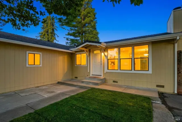 $649,000 | 2195 Delpha Drive, Napa, CA 94558