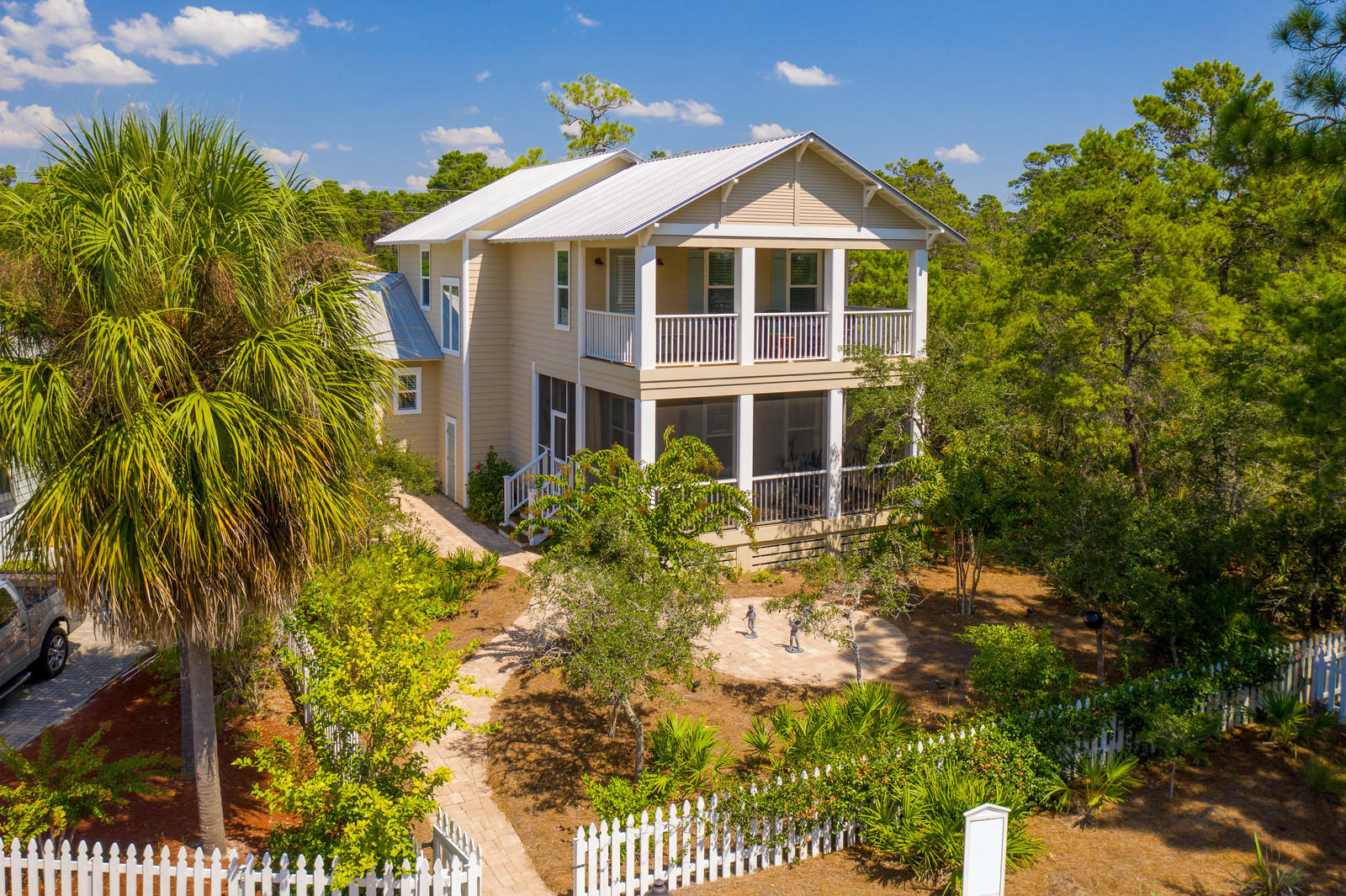 132 Lee Place
