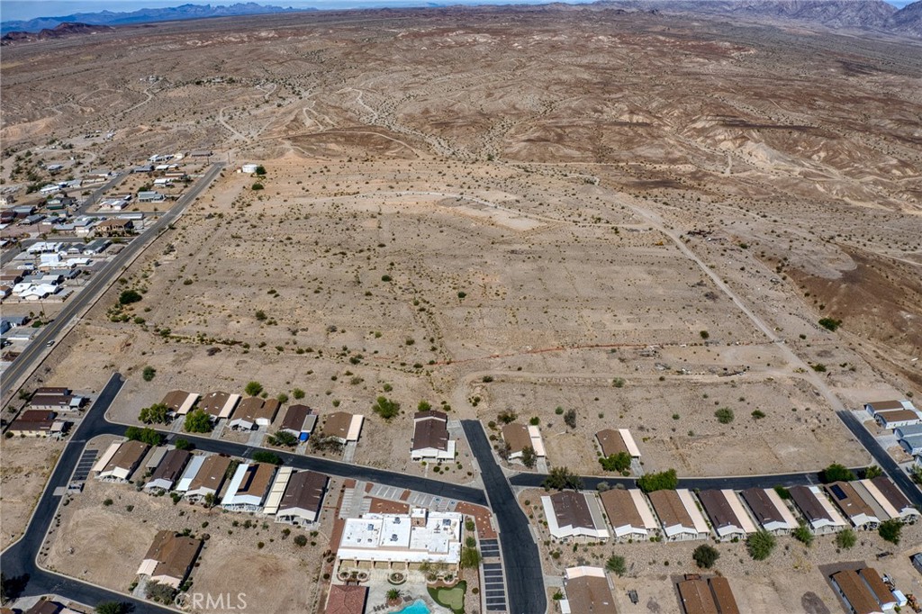12600 Havasu Lake Road Needles, CA 92363 - Photo 22 of 30 a view of a backyard