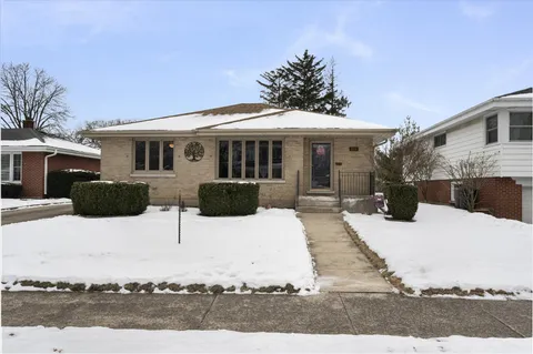 $600,000 | 878 Parkside Avenue, Elmhurst, IL 60126
