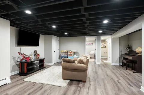 $600,000 | 878 Parkside Avenue, Elmhurst, IL 60126